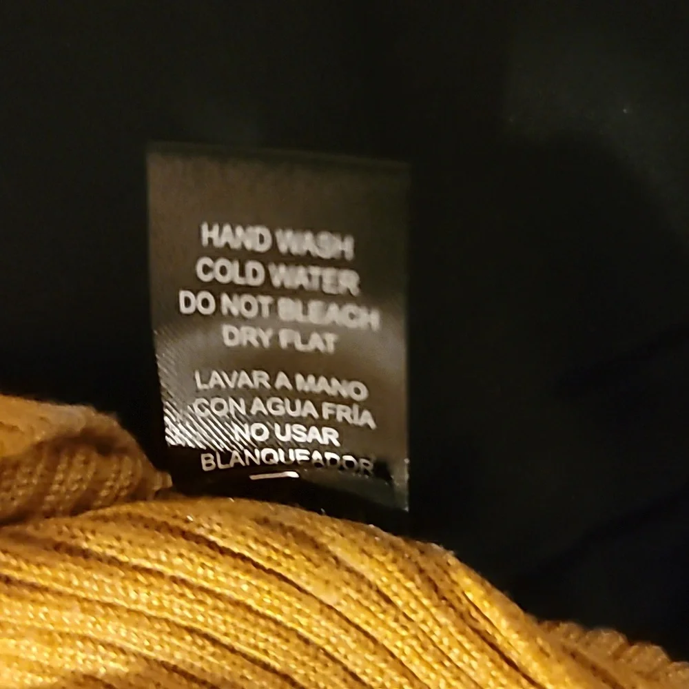 Fashion Nova Tara Turtle Neck Sweater Ambiance Apparel - Picture 6 of 7